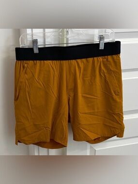 Filson x Ten Thousand Tactical Shorts | Size Medium | Buckthorn Brown athletic